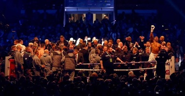 Anthony Joshua vrea ca următorul său adversar să fie Tyson Fury, cel care i-a învins în ultimele două meciuri pe Ciocan şi Klitschko