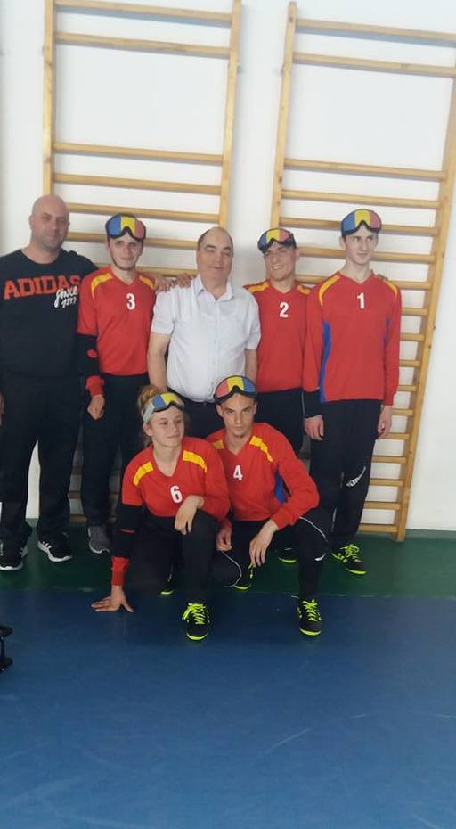 Echipa de elevi nevăzători LSDV – Lamont Cluj a câştigat pentru prima dată Cupa României la goalball