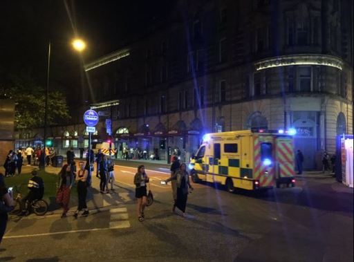 Cluburile Manchester United şi Manchester City, alături de victimele atentatului de la Manchester Arena