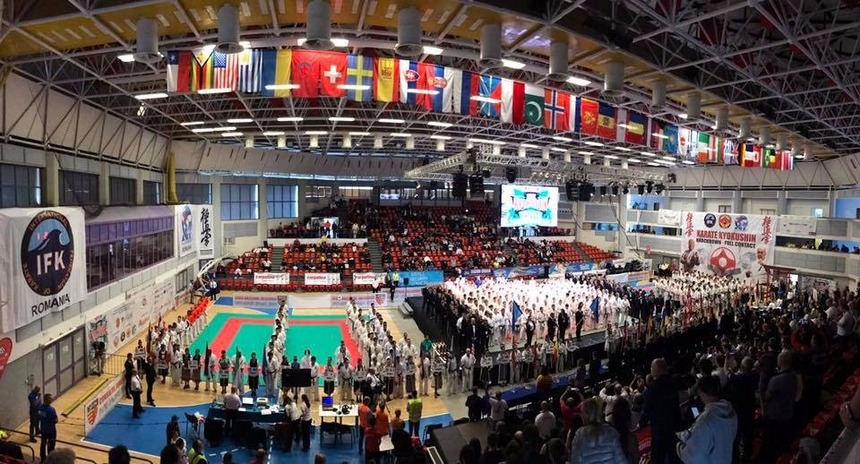 Sibiu: Aproape 90 de sportivi, între care doi români, în etapele finale ale Campionatului Mondial de Karate Kyokushin