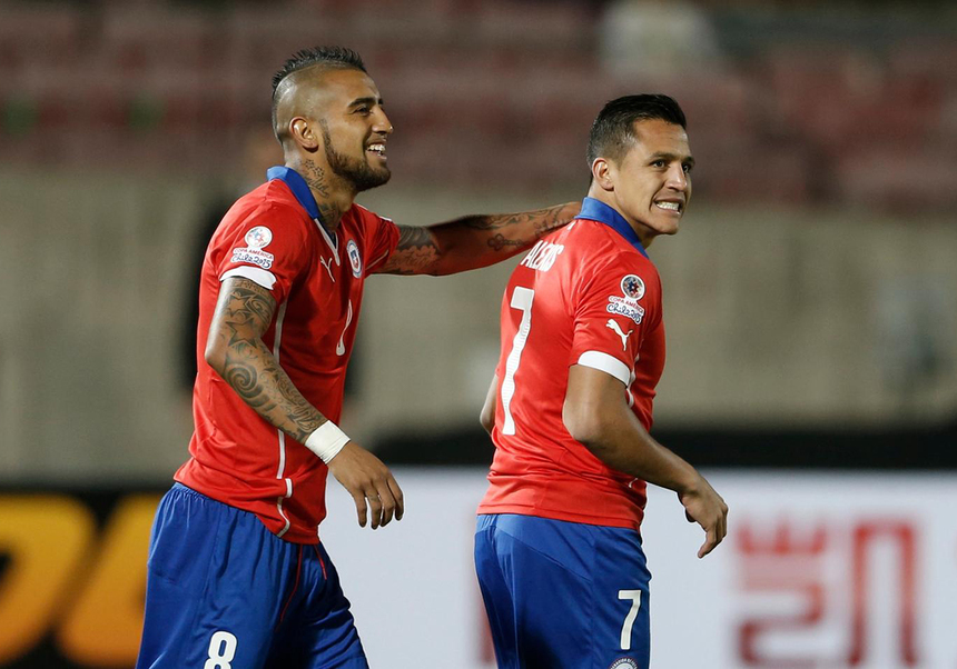 Claudio Bravo, Arturo Vidal şi Alexis Sanchez, în lotul naţionalei statului Chile pentru meciul amical cu România