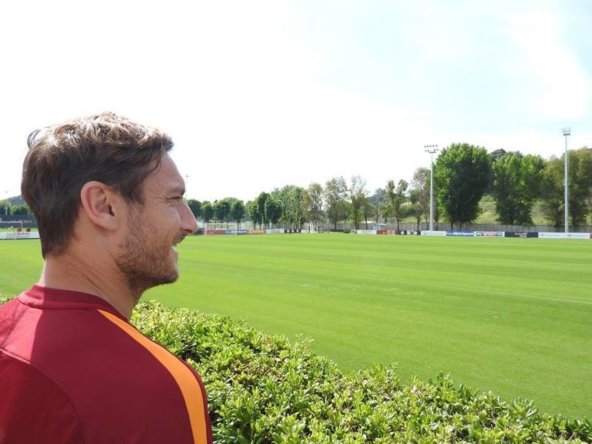 Francesco Totti va fi rezervă la ultimul meci la AS Roma