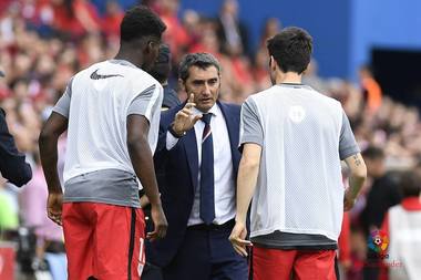 Ernesto Valverde a fost numit antrenor la FC Barcelona