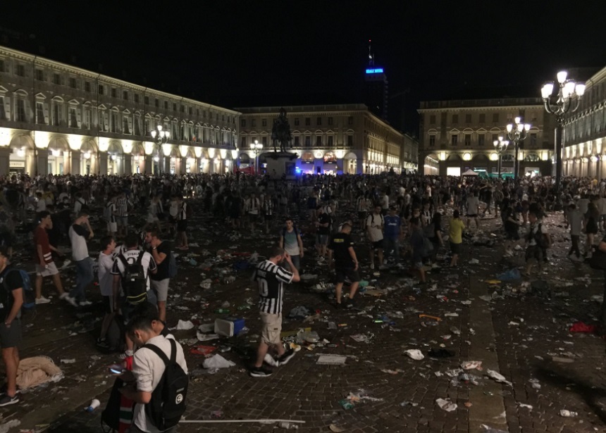 Prefectura din Torino anunţă un nou bilanţ al busculadei din piaţa San Carlo: 1.527 de răniţi, trei în stare gravă
