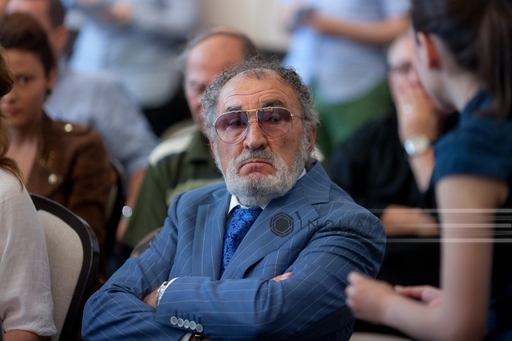Ion Ţiriac: Nu sunt de acord cu egalitatea premiilor pentru băieţi şi fete în tenis