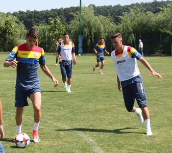 Echipa naţională de tineret a României s-a reunit pentru meciul cu Liechtenstein; George Puşcaş singurul absent