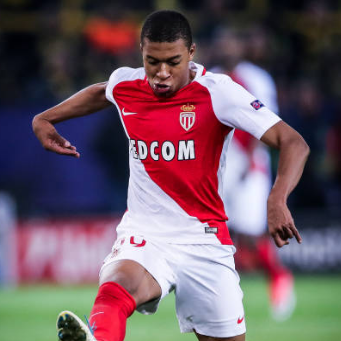 Oferte uriaşe pentru Mbappe: Real Madrid - 135 de milioane de euro, M United - 130 de milioane, City - 120 de milioane