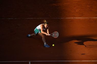L'Equipe: Halep, în semifinale la Roland Garros, după un meci incredibil