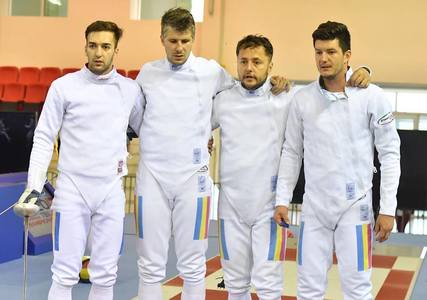 Echipa de spadă masculin a României a fost învinsă de Italia în optimi de finală la CE şi va juca pentru locurile 9-16