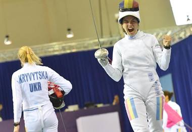Echipa feminină de spadă a României, medaliată cu bronz la Campionatele Europene