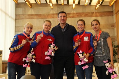 George Epurescu: Pentru mine şi pentru fete această medalie este de aur