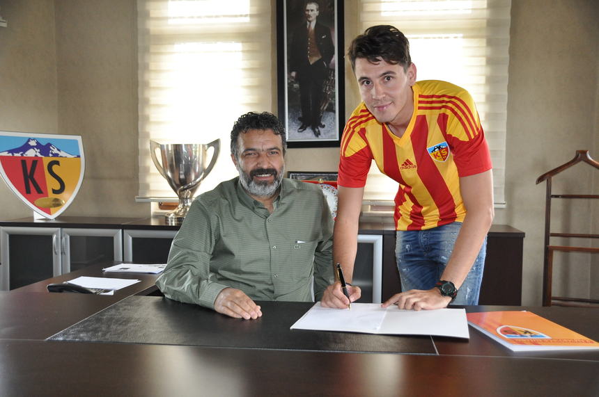 Kayserispor anunţă că Lung şi Boldrin au semnat contracte pe trei ani