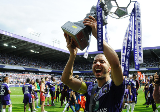 Sofiane Hanni şi-a prelungit contractul cu Anderlecht Bruxelles pentru încă două sezoane