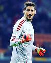 Portarul Gianluigi Donnarumma nu s-a prezentat la bacalaureat pentru a merge la Ibiza cu logodnica