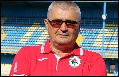Ioan Aloman, fostul jucător la Gaz Metan Mediaş, a făcut infarct înaintea unui meci amical şi a murit la un spital din Târgu Mureş - VIDEO