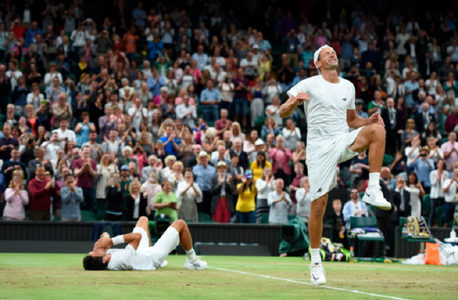 Lukasz Kubot şi Marcelo Melo au câştigat turneul de la Wimbledon la dublu, după o finală de patru ore şi 39 de minute