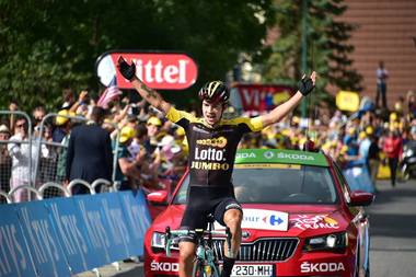 Slovenul Primoz Roglic a câştigat etapa a 17-a a Turului Franţei