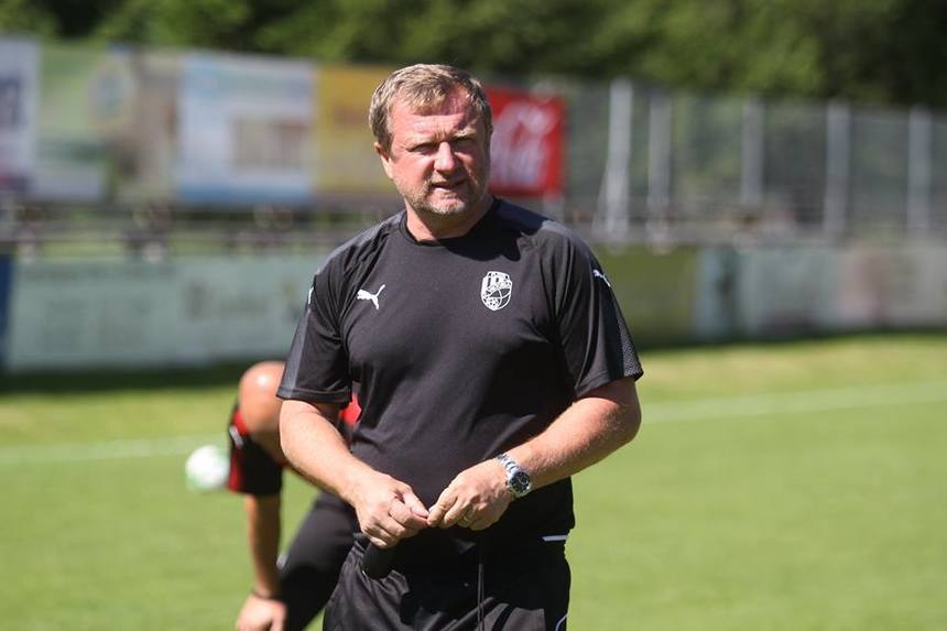 Pavel Vrba: Steaua joacă bine, din mijloc în faţă toţi jucătorii sunt extrem de periculoşi