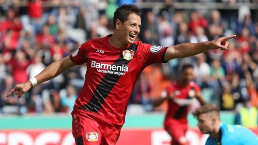 Javier "Chicharito" Hernandez a fost transferat de la Bayer Leverkusen la West Ham pentru 16 milioane de lire sterline