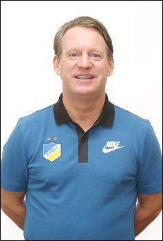 Presa cipriotă scrie că antrenorul formaţiei Apoel Nicosia va fi demis după eşecul de la Ovidiu