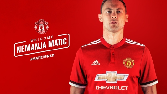 Nemanja Matici, transferat de la Chelsea la Manchester United pentru 45 de milioane de euro