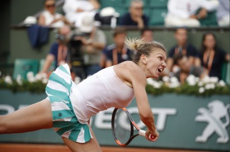 Simona Halep va evolua cu Magdalena Rybarikova, în turul al doilea al Rogers Cup