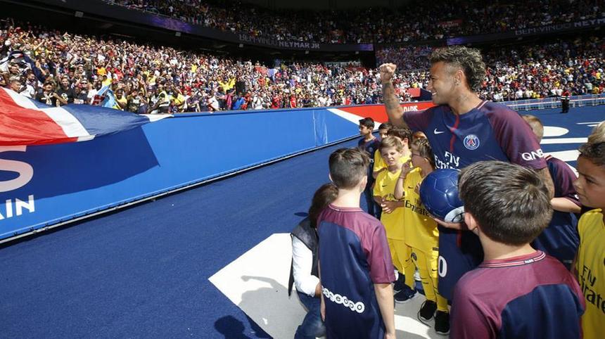 FC Barcelona a primit banii şi va elibera certificatul de transfer al lui Neymar