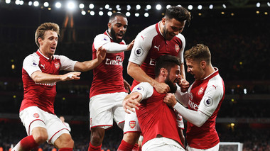 Arsenal a învins Leicester City, scor 4-3, în deschiderea Premier League, revenind de la 2-3. Londonezii au înscris ultimele două goluri în două minute