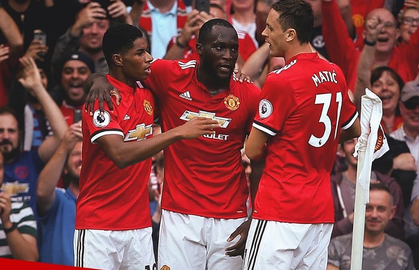 Manchester United a început campionatul Angliei cu o victorie cu 4-0 în faţa echipei West Ham. Lukaku a înscris două goluri