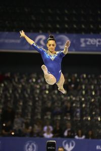 Gimnasta Larisa Iordache, medalie de aur la individual-compus, la Universiada de la Taipei