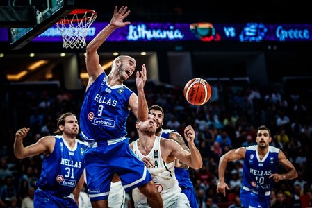 Eurobasket: Slovenia, Germania, Italia şi Grecia s-au calificat în optimile de finală