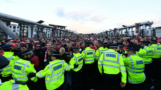 Wenger, despre incidentele dinaintea meciului cu FC Koln: Am crezut că nu se va mai juca