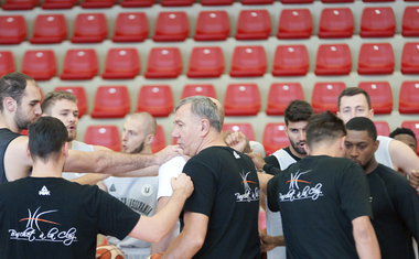 U BT Cluj - Olimpija Ljubljana, scor 90-93, în meci amical de baschet masculin