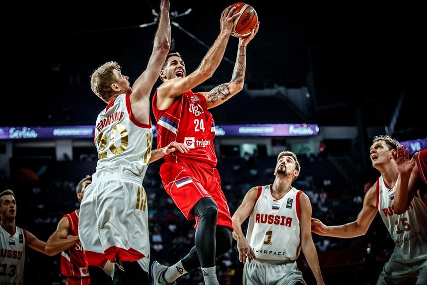 Serbia a eliminat Rusia şi va juca finala Eurobasket cu Slovenia