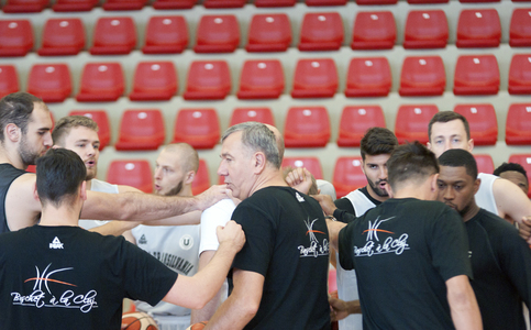 U BT Cluj - Khimik Iujnîi, scor 87-85, în meci amical de baschet masculin