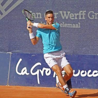 Damir Dzumhur a câştigat turneul de la Sankt Petersburg, primul său titlu al carierei