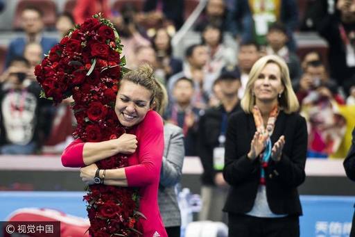 As: A patra oară a reuşit; Simona Halep îi ia coroana Garbinei Muguruza