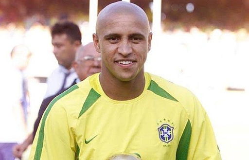 As: Roberto Carlos a devenit bunic, la vârsta de 44 de ani