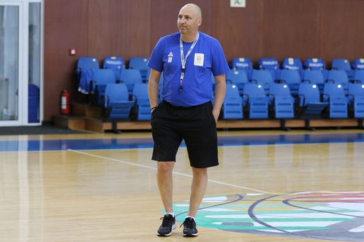 Marcel Ţenter nu mai este antrenorul naţionalei de baschet masculin. FRB negociază cu antrenor străin