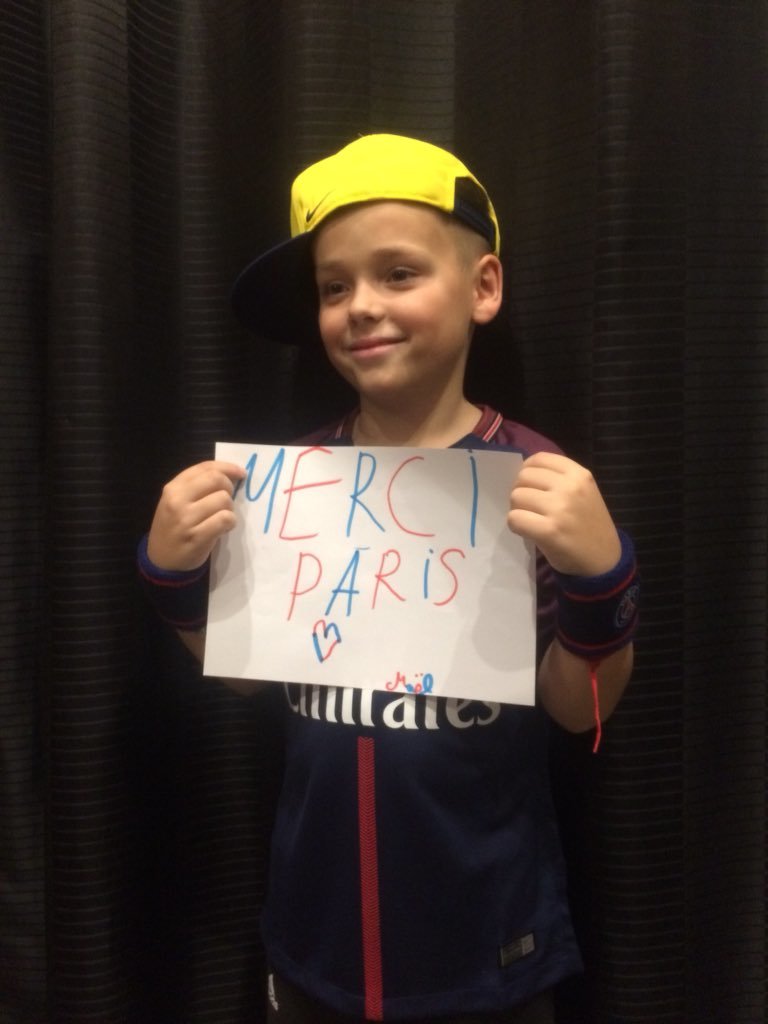 Gest frumos al clubului PSG pentru un copil bolnav de cancer