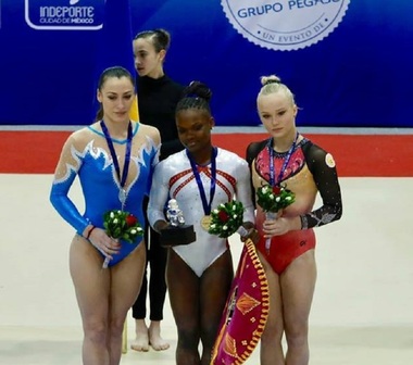Cătălina Ponor şi-a încheiat cariera de peste 25 de ani la concursul ”Abierto Mexicano de Gimnasia”