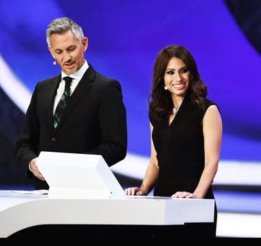 Televiziunea iraniană a cenzurat ceremonia tragerii la sorţi pentru CM deoarece ţinuta prezentatoarei era prea sexy