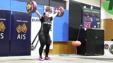 Controversă la CM de haltere după ce o sportivă transgender din Noua Zeelandă a fost medaliată cu argint
