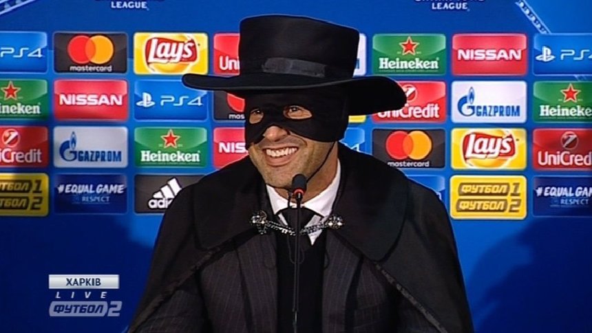 Paulo Fonseca, costumat în Zorro după ce Şahtior a obţinut calificarea în optimile Ligii Campionilor
