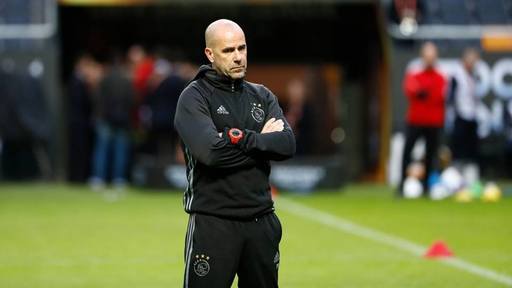 Tehnicianul Peter Bosz a fost demis de la Borussia Dortmund