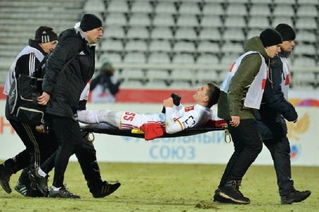 Arsenal Tula anunţă că Bourceanu a fost operat cu succes şi că recuperarea jucătorului va dura două-trei luni