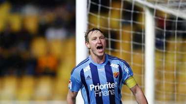 Kim Kallstrom şi-a anunţat retragerea din activitate