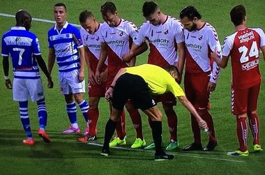 Un brazilian spune că este inventatorul sprayului folosit de arbitri la meciuri şi reclamă 84 de milioane de euro de la FIFA