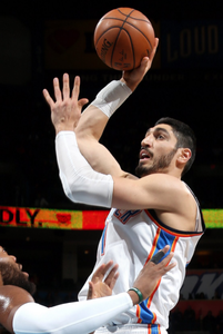 Turcia: Cel puţin patru ani de închisoare ceruţi împotriva lui Enes Kanter