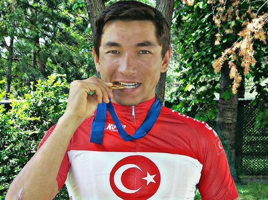 Unul dintre cei mai cunoscuţi ciclişti ai Turciei a părăsit Israel Cycling Academy după controversele legate de Ierusalim